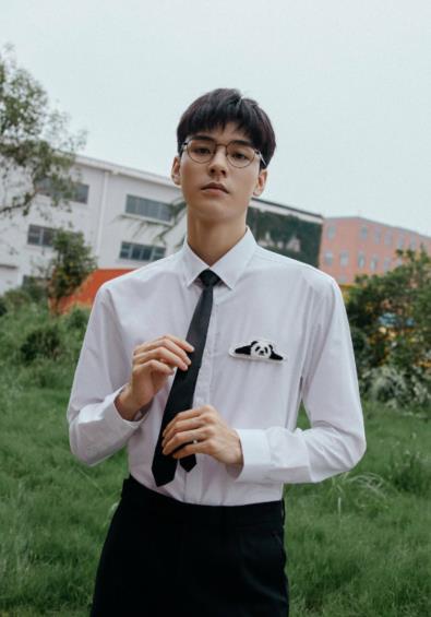 张小寒最新爆料龚俊,张小寒独家爆料引热议